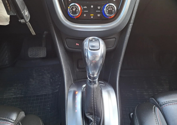 Opel Mokka cena 51000 przebieg: 132700, rok produkcji 2016 z Kraków małe 254